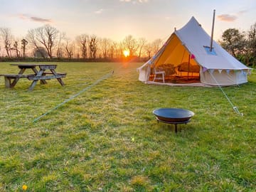 Gander bell tent.