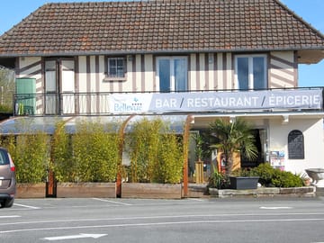 Bar, restaurant and grocery