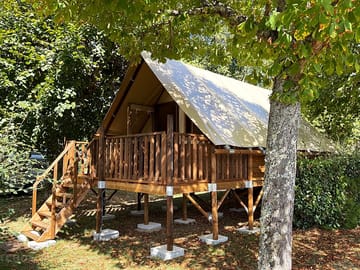 Exterior amzone