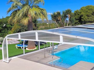 Covered pool