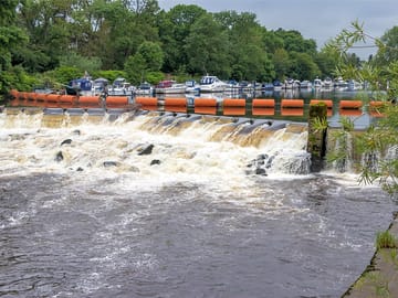 Site looks over naburn locks