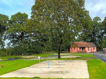 Spacious hardstanding pitches