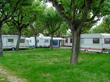 Camping pitches suitable for all types of units