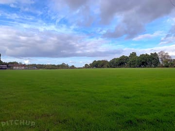 This is the main site from right at the end of the field, looking back to where you would drive in