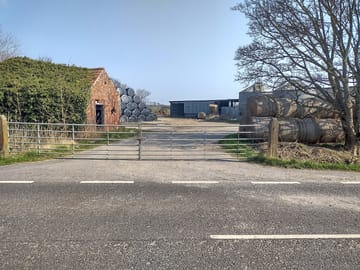 Bidston farm campsite front gate entrance off saltfleet road, theddlethorpe