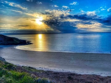 Whistling sands