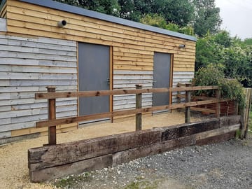 Toilet block