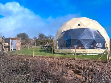 Bullfinch enclosed pitch with gate