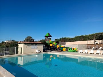 Pool complex