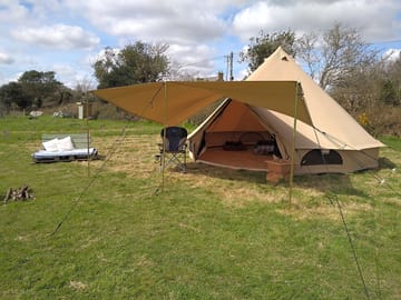 The 5m bell tent with double bed