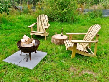 Private outdoor firepit