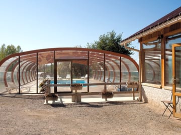Covered pool