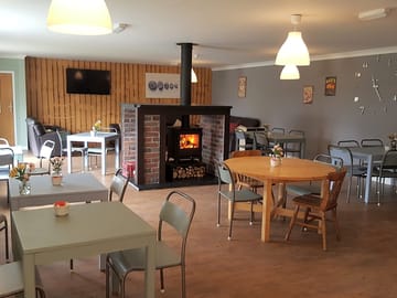 Caffi cwtch