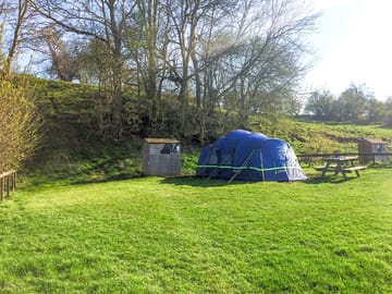 Pitch 7 Ash End
