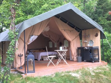 Orion safari tent
