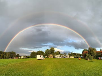 Double rainbow over the site