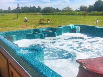Hot tub 😍