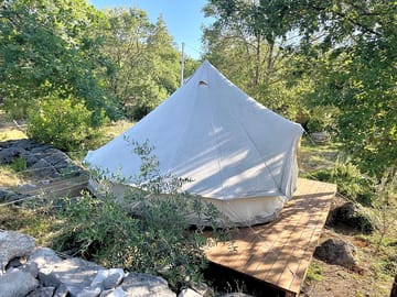 Tent, outside