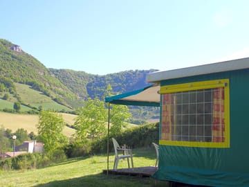 Canvas bungalow