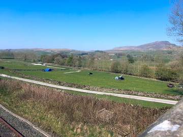 View towards pen-y-ghent