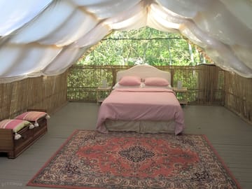 Neptune spacious furnished bedroom