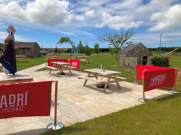 Patio area and old 200 year old pig sty, but no pigs