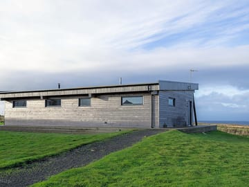 Sea view lodge