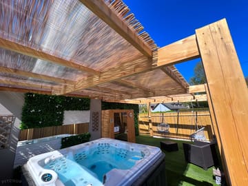 Espace bien être jacuzzi et sauna