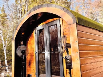 Front entrance of the pod