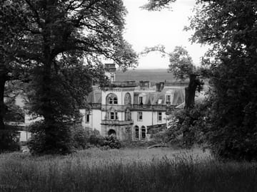 Around gartmore estate