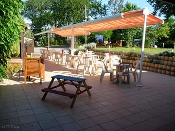 Bar-restaurant terrace