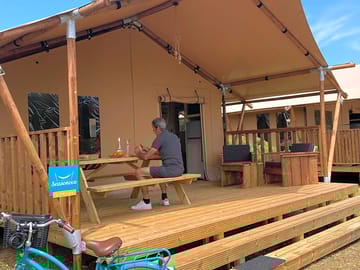 Picnic table on the deck