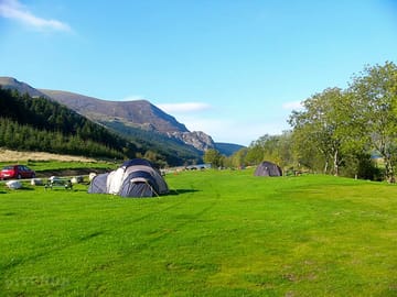 Snowdon valley camping