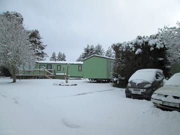 A snowy day on site