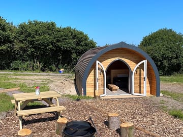 Space around the pod