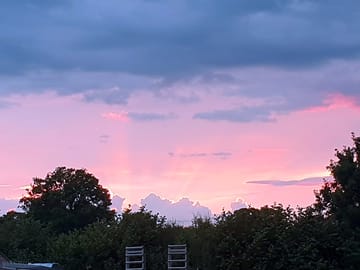 Red sky at night