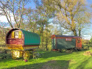 Caravan and Hut