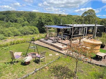 The Beehive Lodge