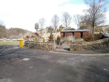 Reception and Utility Block