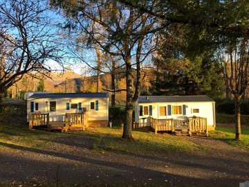 Holiday home with a wooden terrace in front