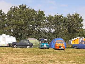 A bit of nostalgia and vintage turns up on site