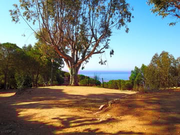 Sea-view pitches