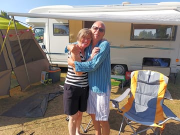 Spacious pitches and happy campers