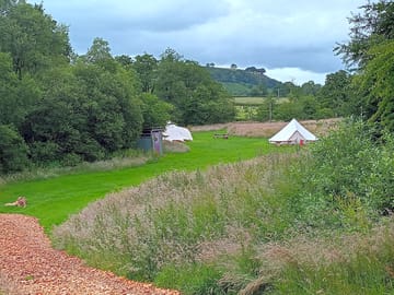 Bottom field bell tents