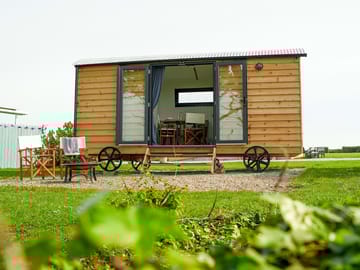 Exterior of the hut