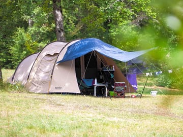 Large pitches surrounded by nature