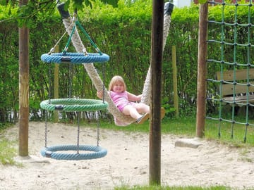Jungle gym