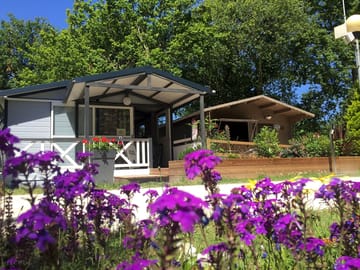 Reception building