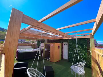 Espace bien être jacuzzi et sauna