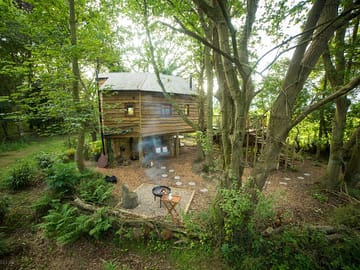 View over the firepit area